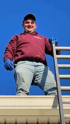 eric_roof1.jpg